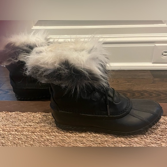 SOREL Women's Out N About Faux Fur Lux Winter Rain Snow Boots, Black, SOLD OUT - Picture 6 of 9